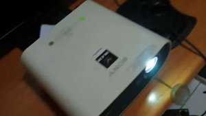 Sony VPL-EX5 projector / proyektor sony test