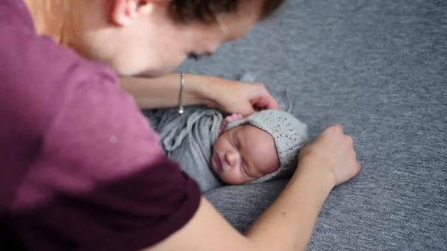 Newborn-фотосессия Фёдора, 27.10.2018г. смотреть онлайн