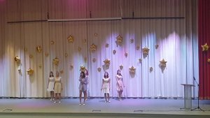 Отдавая тепло нам , открывали сердца свои . Песня на выпускной.