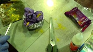 2 способа лепки Ирисов.Лепка ирисов при помощи фольги.Ирисы из полимерной глины мастер класс?