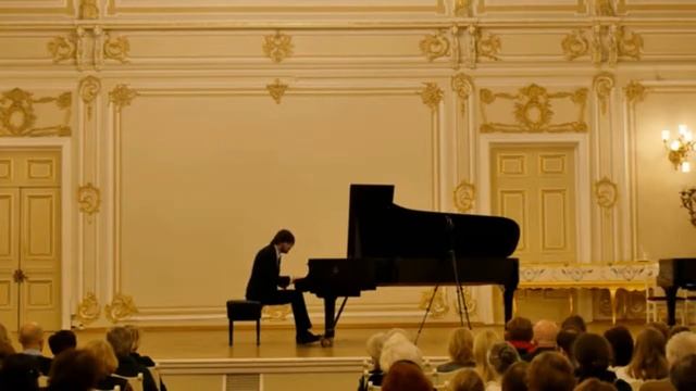 И. Стравинский - Г. Агости. Фрагменты из балета "Жар-птица". Фортепиано - Александр Кашпурин смотреть онлайн