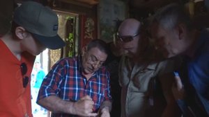 Черепа ХИМЕР в музее БЕЛОВОДЬЕ и свернутые в штопор МЕЧИ! Каменномостский