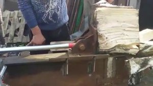 первая проба колки дров своим дровоколом