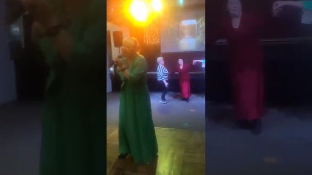 ОТ ДУШИ ЖЕЛАЮ ВАМ! ФИНАЛЬНАЯ ПЕСНЯ В КЛУБЕ ЭДЕЛЬВЕЙС НА ДЕНЬ МАТЕРИ! смотреть онлайн