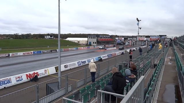 Santa Pod RWYB - Skoda Fabia vRS vs Skoda Fabia TDI 21/10/12