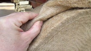 Чем проконопатить деревянный дом