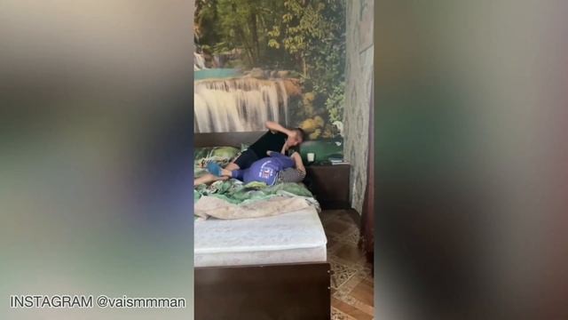 БЕЗУМНЫЙ ПАША С ИРИШКОЙ ЧИКИПИКИ СНОВА ВСТУПИЛ В БОЙ