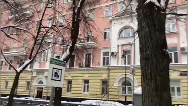 ПРОГУЛКА ПО МОСКВЕ.ПАТРИАРШИЕ ПРУДЫ.ДОМ В КОТОРОМ ЖИЛ ЮРИЙ НИКУЛИН.