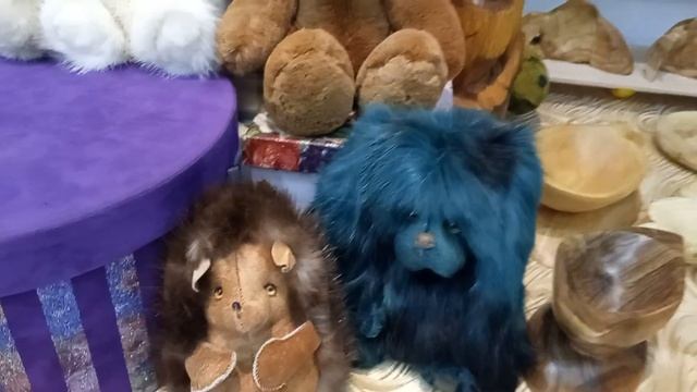 Меховые игрушки и великолепные авторские куклы