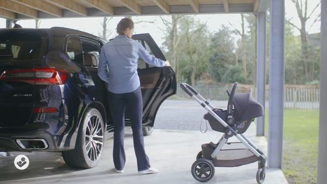 Maxi-Cosi Tinca gyerekhordozó rögzítése babakocsin és talpas vagy öves telepítés autóba смотреть онлайн