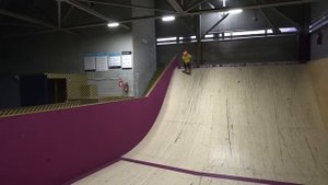 УЧУСЬ САЛЬТО НА САМОКАТЕ ЗА 1 ЧАС С НУЛЯ - ЧЕЛЛЕНДЖ!