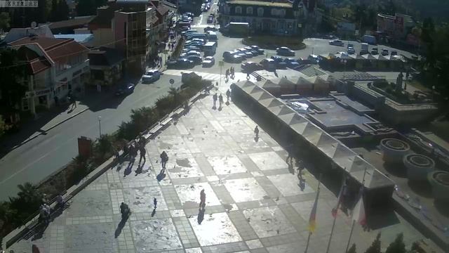 Вебкамера "Площадь Советская". Запись 29.10.2016 12:00:16 смотреть онлайн