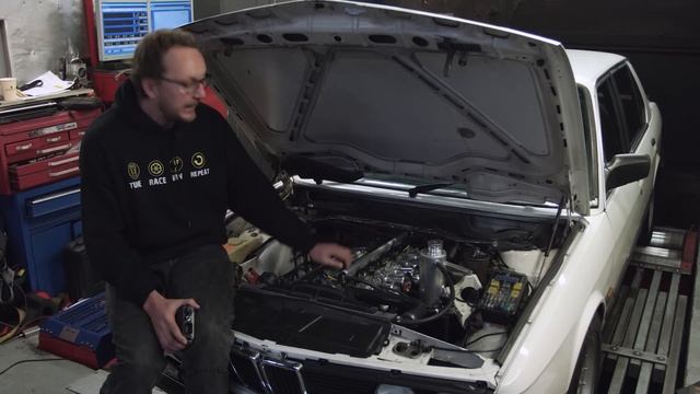 ? 84 BMW Alpina with an Elite 750 - Haltech Technically Speaking смотреть онлайн