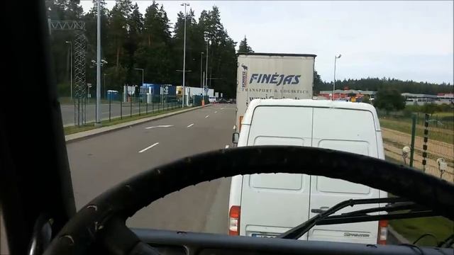 Дальнобой по Европе(Разборка грузовиков)