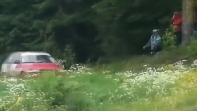 Автокрос(аварии,гонки,игры симуляторы и т.д.)