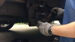 How to Overhaul Rear Drum Brakes on Renault Clio III