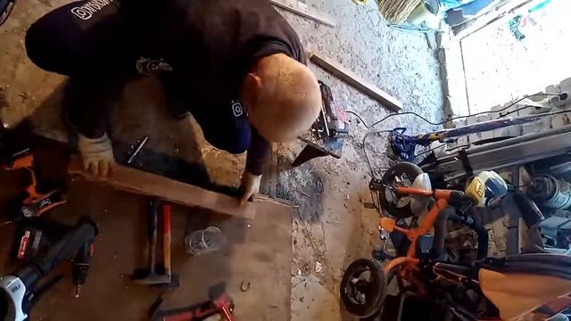 Полка для инструмента своими руками. Как разместить инструмент