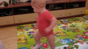 Начинаем ходить самостоятельно.AVI