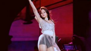 JENNIE - 'SOLO (98% INSTRUMENTAL)' at Coachella 2019