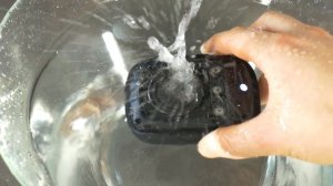 Removing JBL Wind 3s Grill + Bass Test in Water