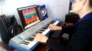 Парень уруто играет на советском синтезаторе#Квинтет