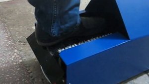 Автомат чистки подошвы