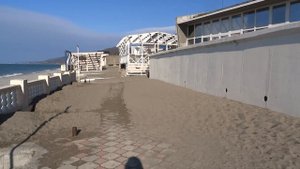 Вот где хранится песок до сезона! Набережная и пляж у ЖК "Сан-Марина" в Лазаревском. 21 января 2019