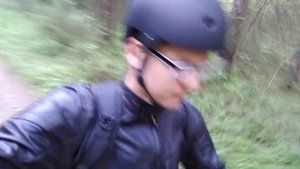 Моноколесо GW Tesla на полной скорости по бездорожью.