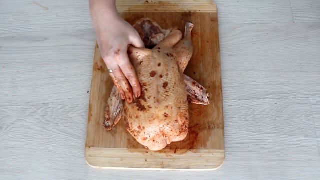 БОМБИЧЕСКАЯ УТКА на Новый год | СЕКРЕТ СОЧНОЙ УТКИ для ПРАЗДНИЧНОГО СТОЛА + Рецепт соуса смотреть онлайн