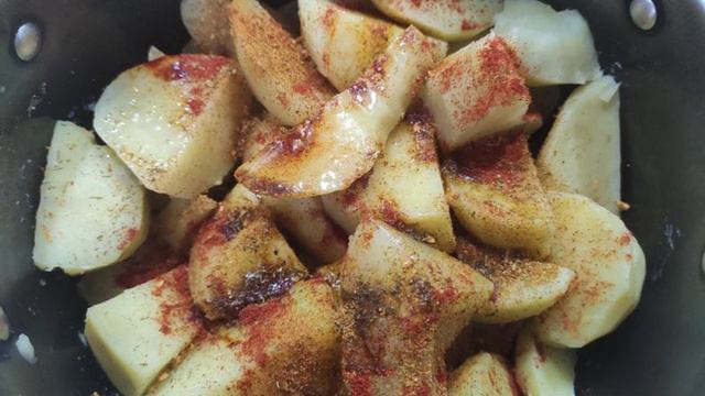 Скумбрия запечённая с картофелем