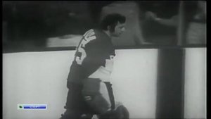 Байка про то, как Фил Эспозито люстру открутил