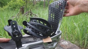 Burton Genesis — крепления для сноуборда с королевским комфортом для опытных сноубордистов.
