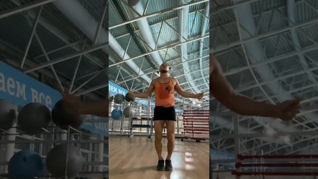 10000 прыжков на скакалке за подход смотреть онлайн