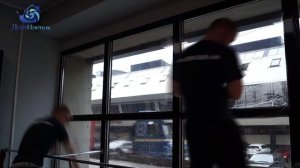 Дом Плёнок. Тонировка. Установка зеркальной пленки "серебро"  на окна зданий.
