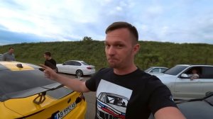 Дедушка на МОСКВИЧЕ затеял гонки с МАЖОРАМИ на BMW M4 !!!