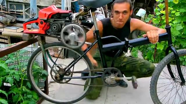 МОПЕД из бензопилы и велика своими руками! #1 смотреть онлайн