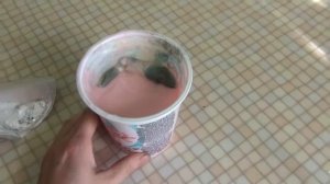 Плесень в купленном йогурте. Издержки сельской жизни...