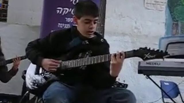 Jungle gardenia- Mike Oldfield בביצוע עומר קאופמן смотреть онлайн