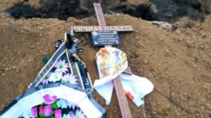 Похороны военных. «Покращення». Воинские почести, … за свой счёт