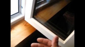ЧуднОе пластиковое окно и наличник из горбыля.mp4