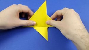 Как сделать птицу из бумаги легко.