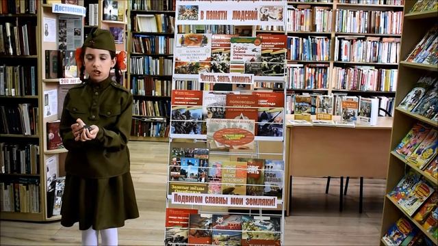 Анастасия Акимова / Стихотворение ко Дню Победы / В.Вологдин "Мальчикам, играющим в войну"/Май2021 смотреть онлайн