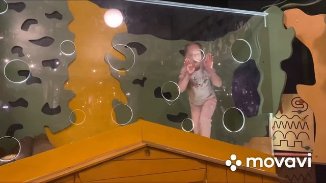 ВЕЧЕРНЯЯ прогулка с РОДИТЕЛЯМИ ЧТО Нашла В торговом центре Уникальное Восторг! смотреть онлайн