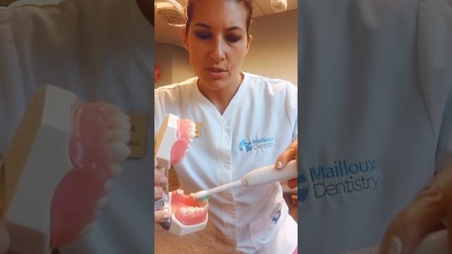 Using your Sonicare toothbrush смотреть онлайн