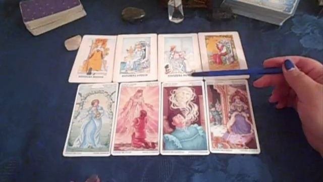 Значения карт Таро. Королева жезлов, Королева кубков, Королева мечей, Королева пентаклей.