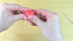 Лепим из пластилина пошагово свинку Пеппу Лепка зи пластилина для детей