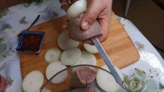 Шашлык из языка на мангале смотреть онлайн