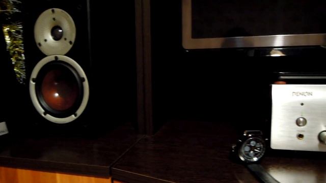 Denon PMA 600 NE с акустикой Dali spektor 2 , источник DVD через coaxial смотреть онлайн