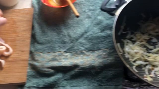 Вкусные кальмары! Готовим просто за 6 минут! смотреть онлайн