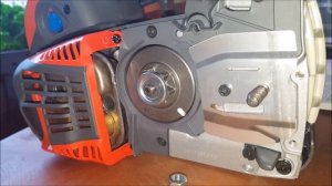 FŰRÉSZ MÁNIA: BEMUTATKOZIK AZ OLEO MAC VADONATÚJ "EGYKEZESE" A GST360